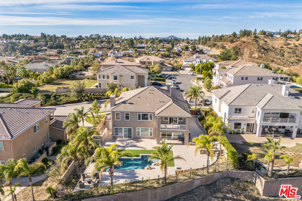 Properties 4 12530 Longacre Avenue