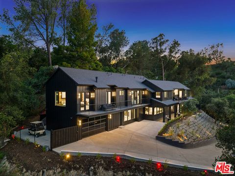 A home in Studio City