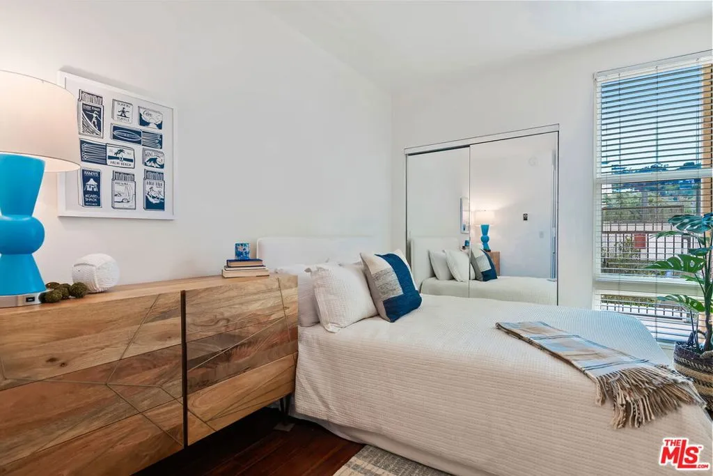 Malibu, California 90265, United States, 2 Bedrooms Bedrooms, ,2 BathroomsBathrooms,Residential,Active,117933