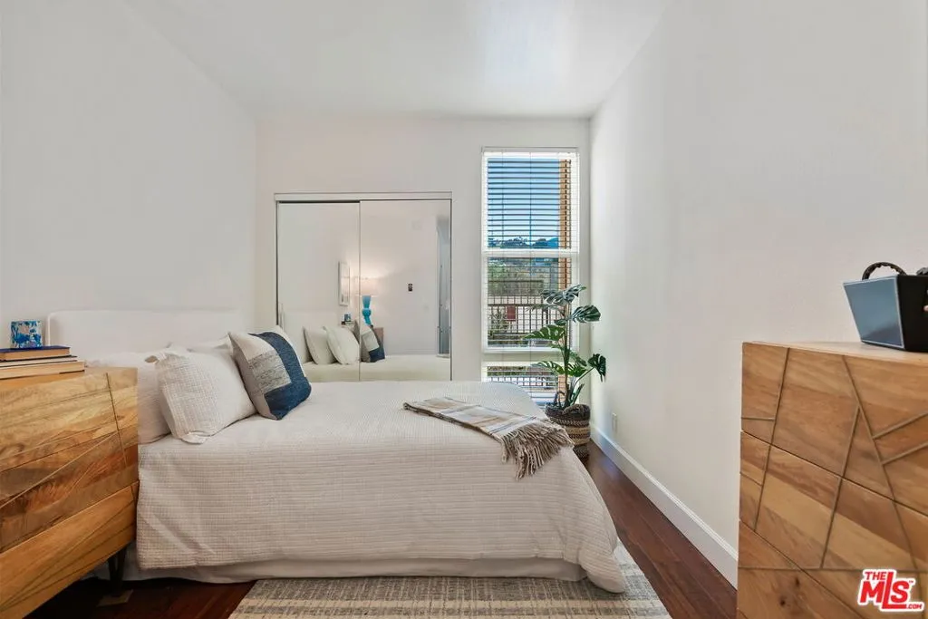 Malibu, California 90265, United States, 2 Bedrooms Bedrooms, ,2 BathroomsBathrooms,Residential,Active,117933