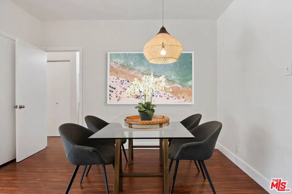 Malibu, California 90265, United States, 2 Bedrooms Bedrooms, ,2 BathroomsBathrooms,Residential,Active,117933