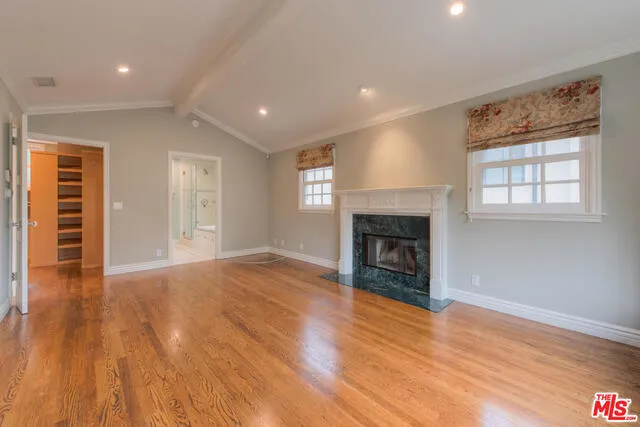 Sherman Oaks, California 91423, United States, 3 Bedrooms Bedrooms, ,3 BathroomsBathrooms,Residential,Active,94632