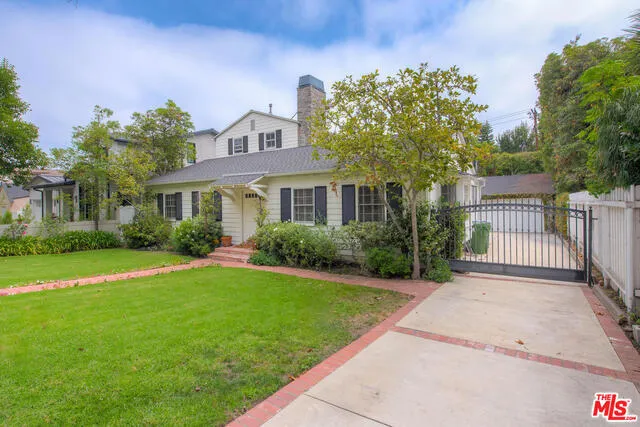 Sherman Oaks, California 91423, United States, 3 Bedrooms Bedrooms, ,3 BathroomsBathrooms,Residential,Active,94632