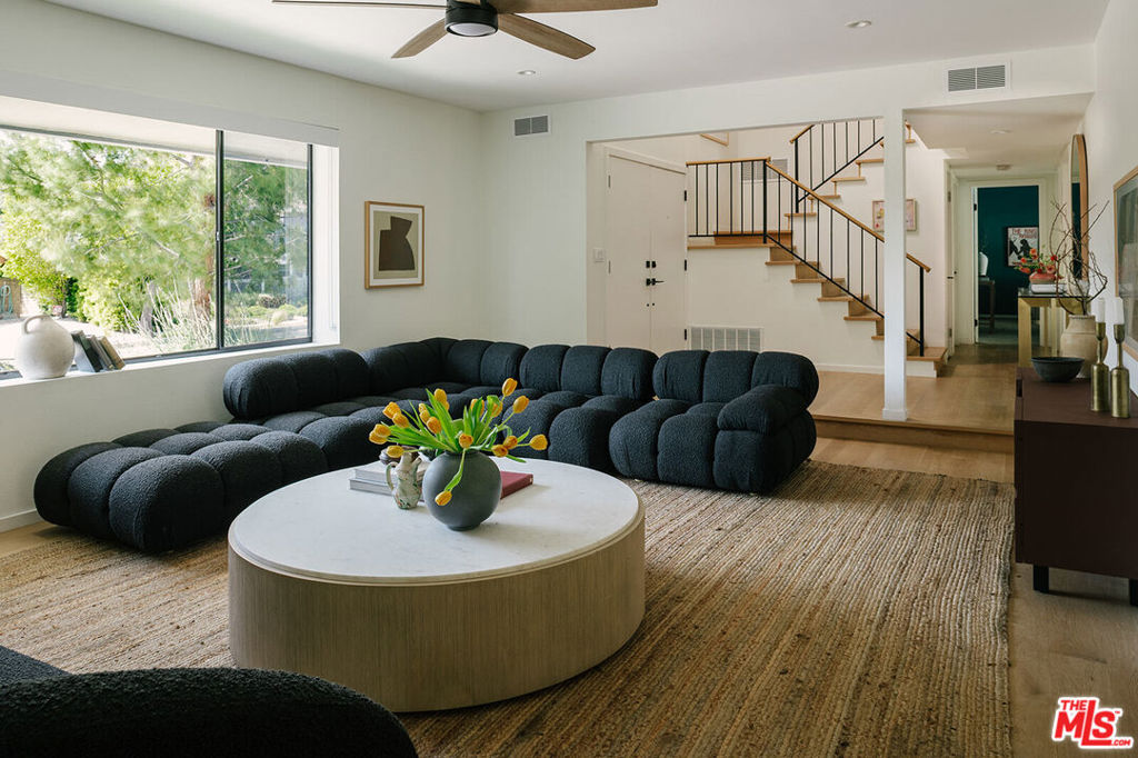 Properties 3 3122 Arrowhead Drive