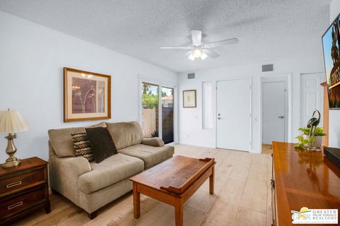 Condominium in Palm Springs CA 1310 Sunflower Circle 6.jpg