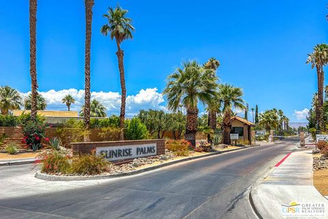 Condominium in Palm Springs CA 1310 Sunflower Circle 35.jpg