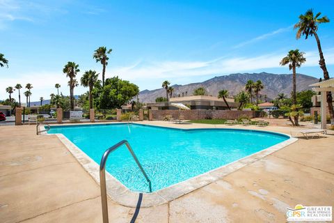 Condominium in Palm Springs CA 1310 Sunflower Circle 33.jpg