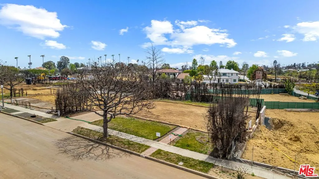 Pacific Palisades, California 90272, United States, ,Land,Pending,130823