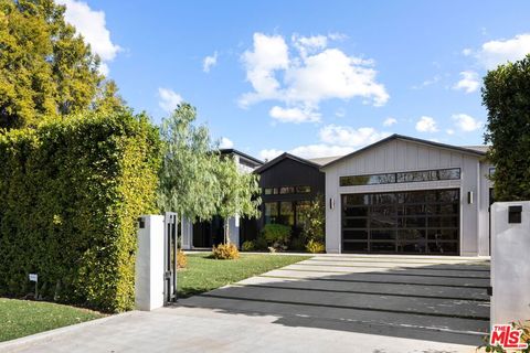 A home in Tarzana