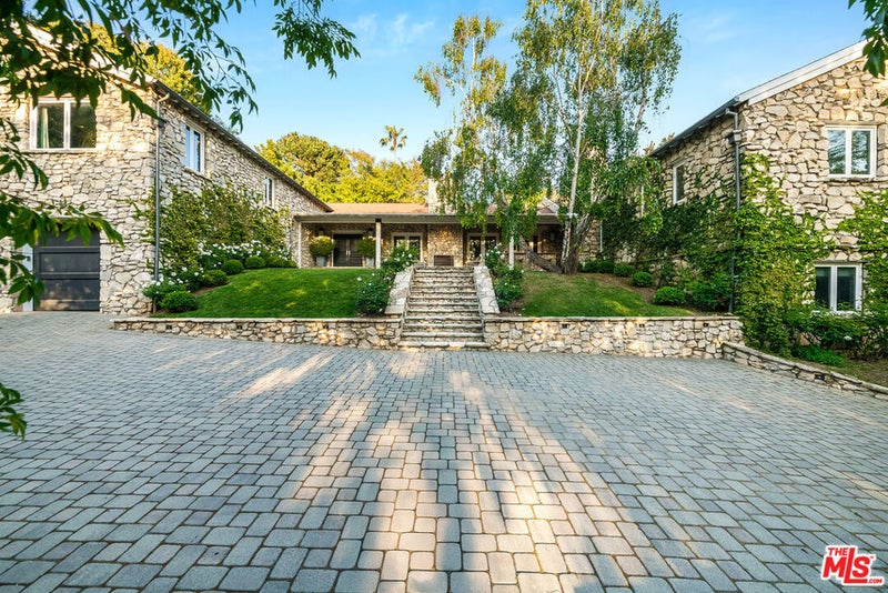 422 Parkwood Drive