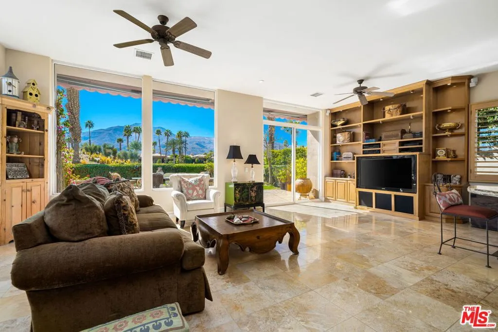 La Quinta, California 92253, United States, 3 Bedrooms Bedrooms, ,4 BathroomsBathrooms,Residential,Active,78569