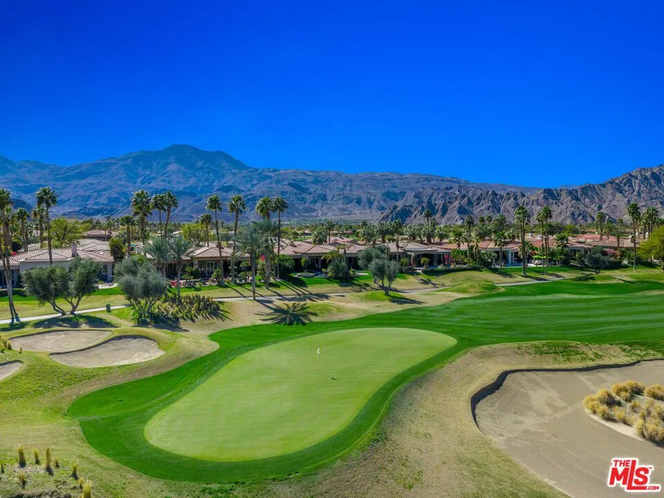 La Quinta, California 92253, United States, 3 Bedrooms Bedrooms, ,4 BathroomsBathrooms,Residential,Active,78569