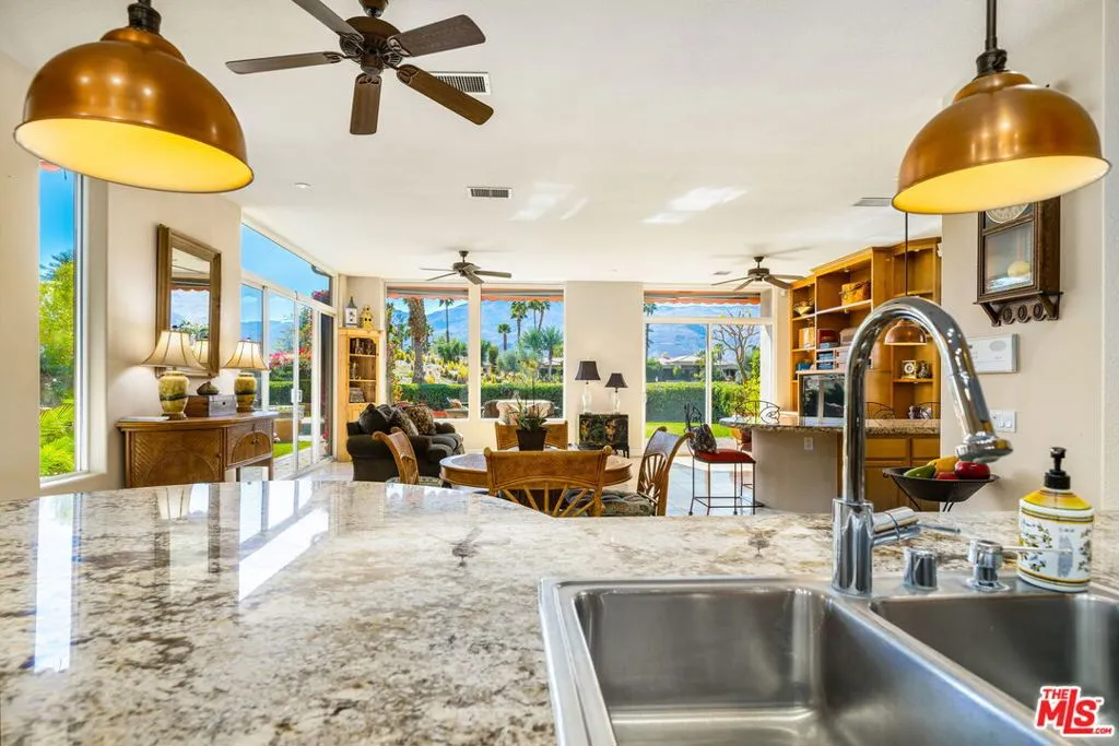 La Quinta, California 92253, United States, 3 Bedrooms Bedrooms, ,4 BathroomsBathrooms,Residential,Active,78569