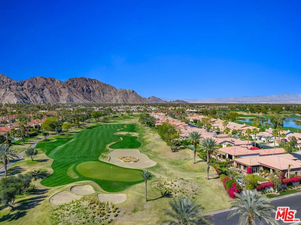 La Quinta, California 92253, United States, 3 Bedrooms Bedrooms, ,4 BathroomsBathrooms,Residential,Active,78569