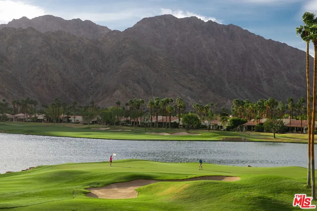 La Quinta, California 92253, United States, 3 Bedrooms Bedrooms, ,4 BathroomsBathrooms,Residential,Active,78569