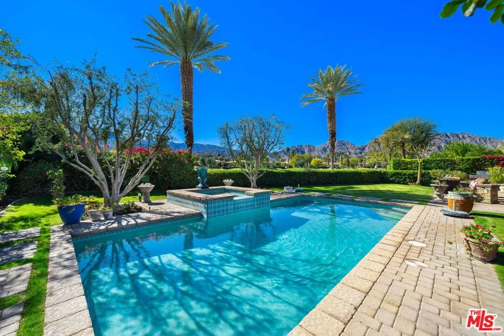 La Quinta, California 92253, United States, 3 Bedrooms Bedrooms, ,4 BathroomsBathrooms,Residential,Active,78569