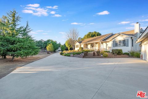 A home in Agua Dulce