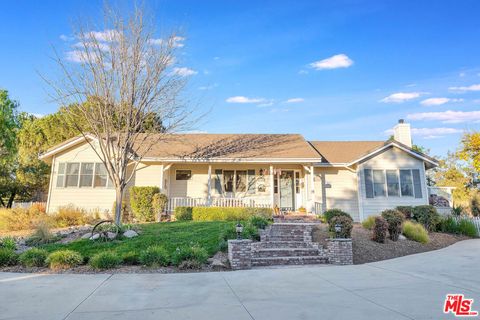 A home in Agua Dulce