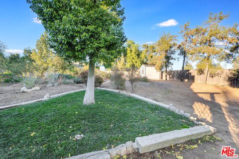 A home in Agua Dulce