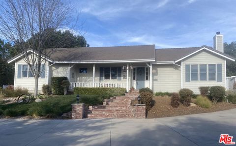 A home in Agua Dulce