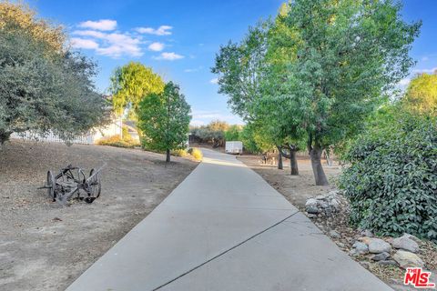 A home in Agua Dulce