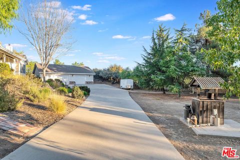 A home in Agua Dulce