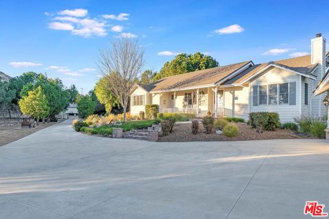 A home in Agua Dulce