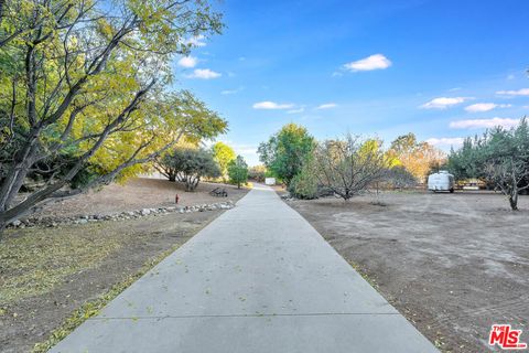 A home in Agua Dulce