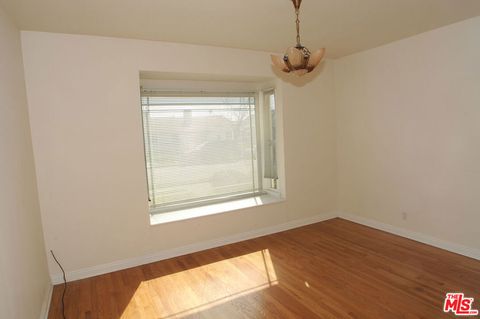 A home in Inglewood
