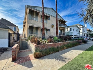 854 9th Street