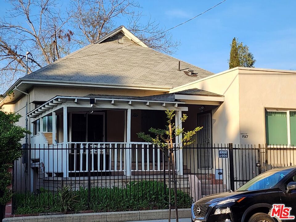 Properties 1 1517 W 12th Street