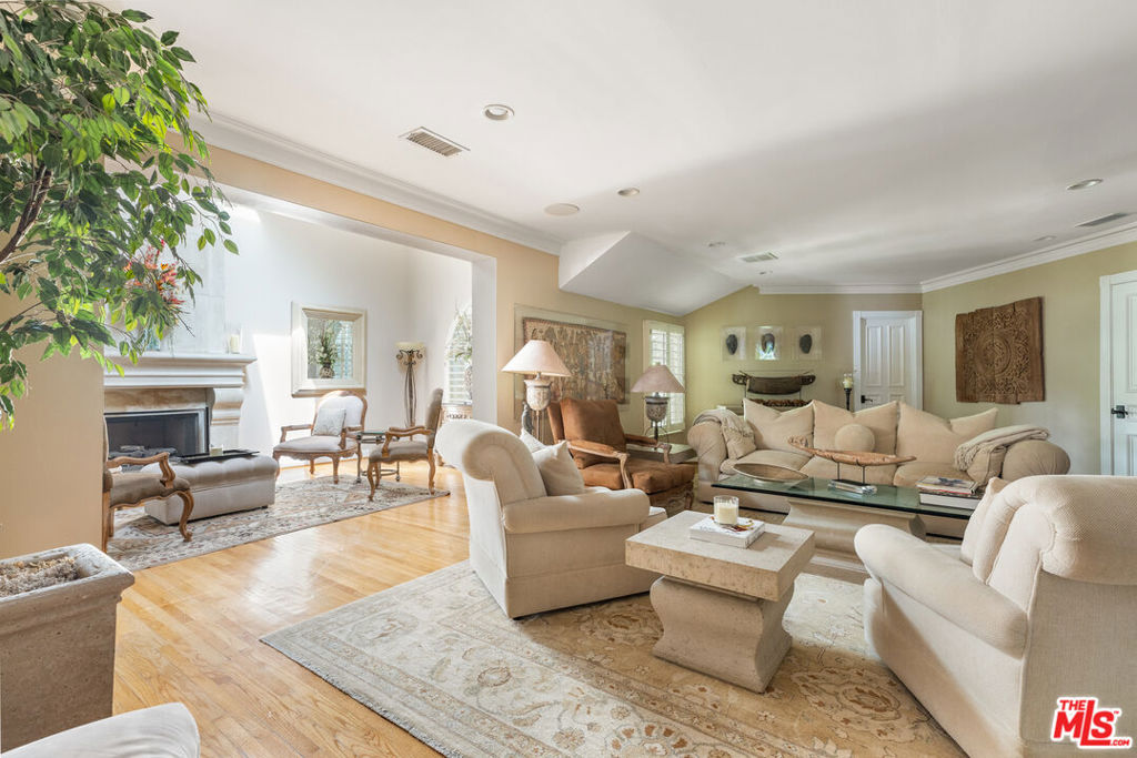 Properties 3 5630 Valley Oak Drive