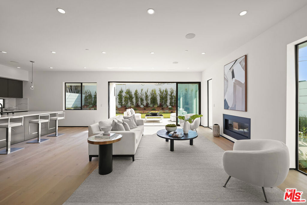 Properties 3 3027 Malcolm Avenue