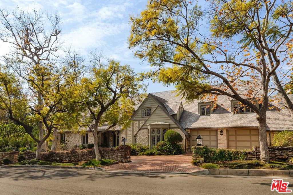 Properties 1 1017 Ridgedale Drive