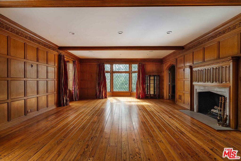 Properties 4 1017 Ridgedale Drive