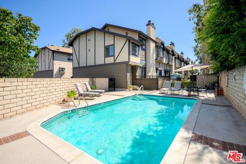 A home in Reseda