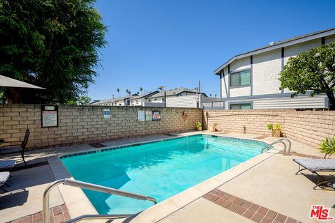 A home in Reseda