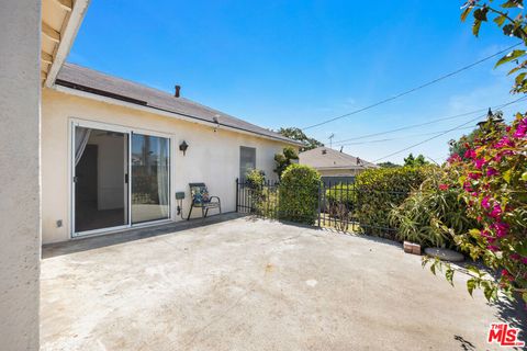 A home in Inglewood