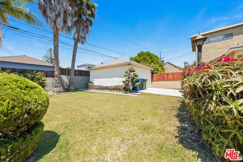 A home in Inglewood