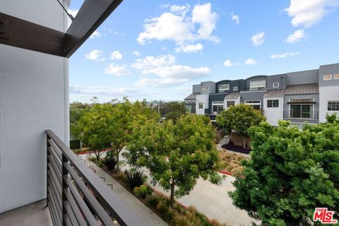 A home in Playa Vista