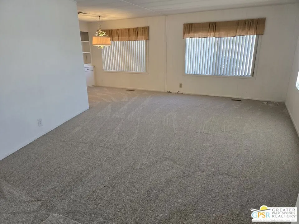 Palm Springs, California 92264, United States, 2 Bedrooms Bedrooms, ,2 BathroomsBathrooms,Residential,Active,127743