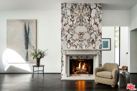810 N Orlando Avenue West Hollywood CA 90069