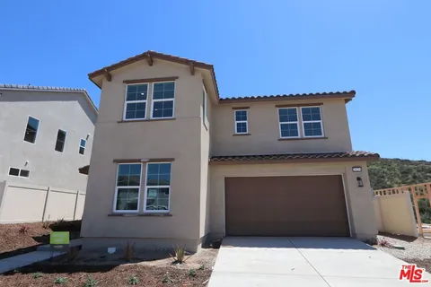 MLS: 25540047