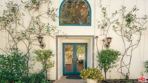 A home in Studio City