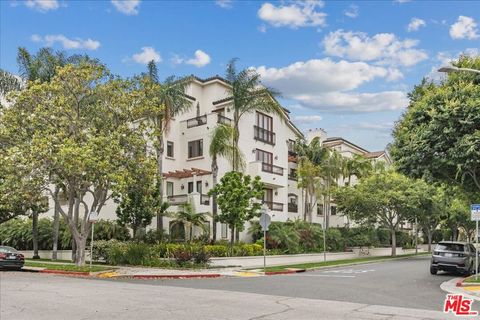 261 S Reeves Drive 304 Beverly Hills CA 90212