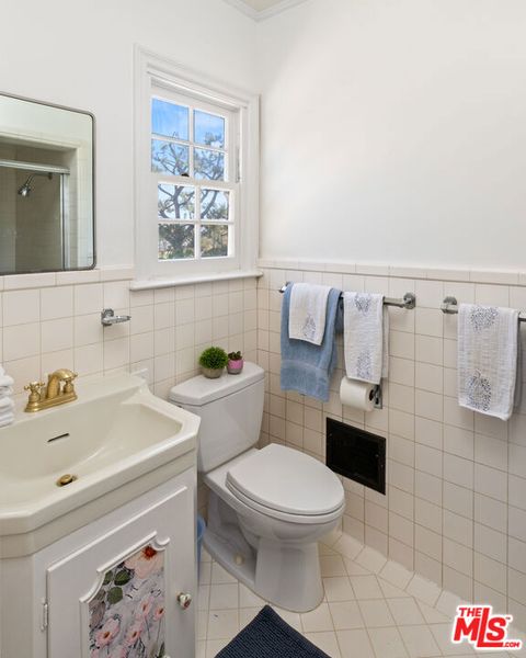 listing image 53