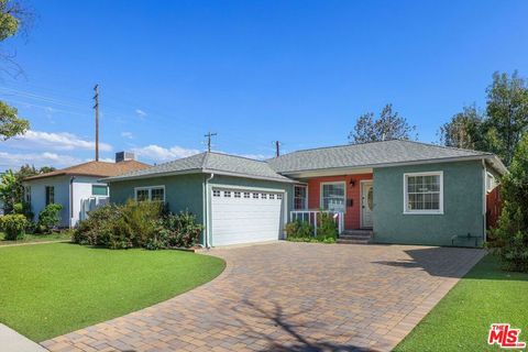 A home in Arleta