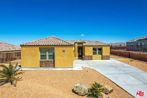 8688 Monument View Drive, Yucca Valley, CA 92284 - MLS#: 24375077