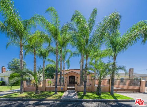 A home in North Hollywood