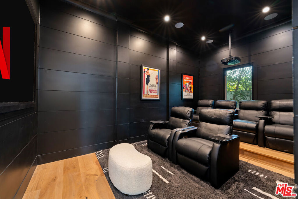 Properties 4 4910 Laurelgrove Avenue